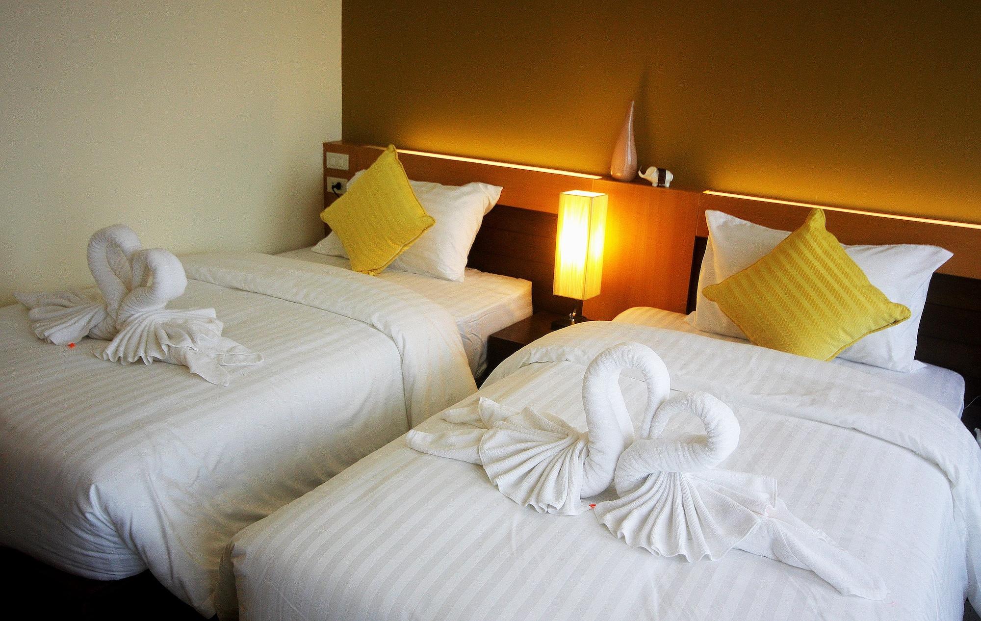 บรีซโซเทล  Hotel Patong ภายนอก รูปภาพ