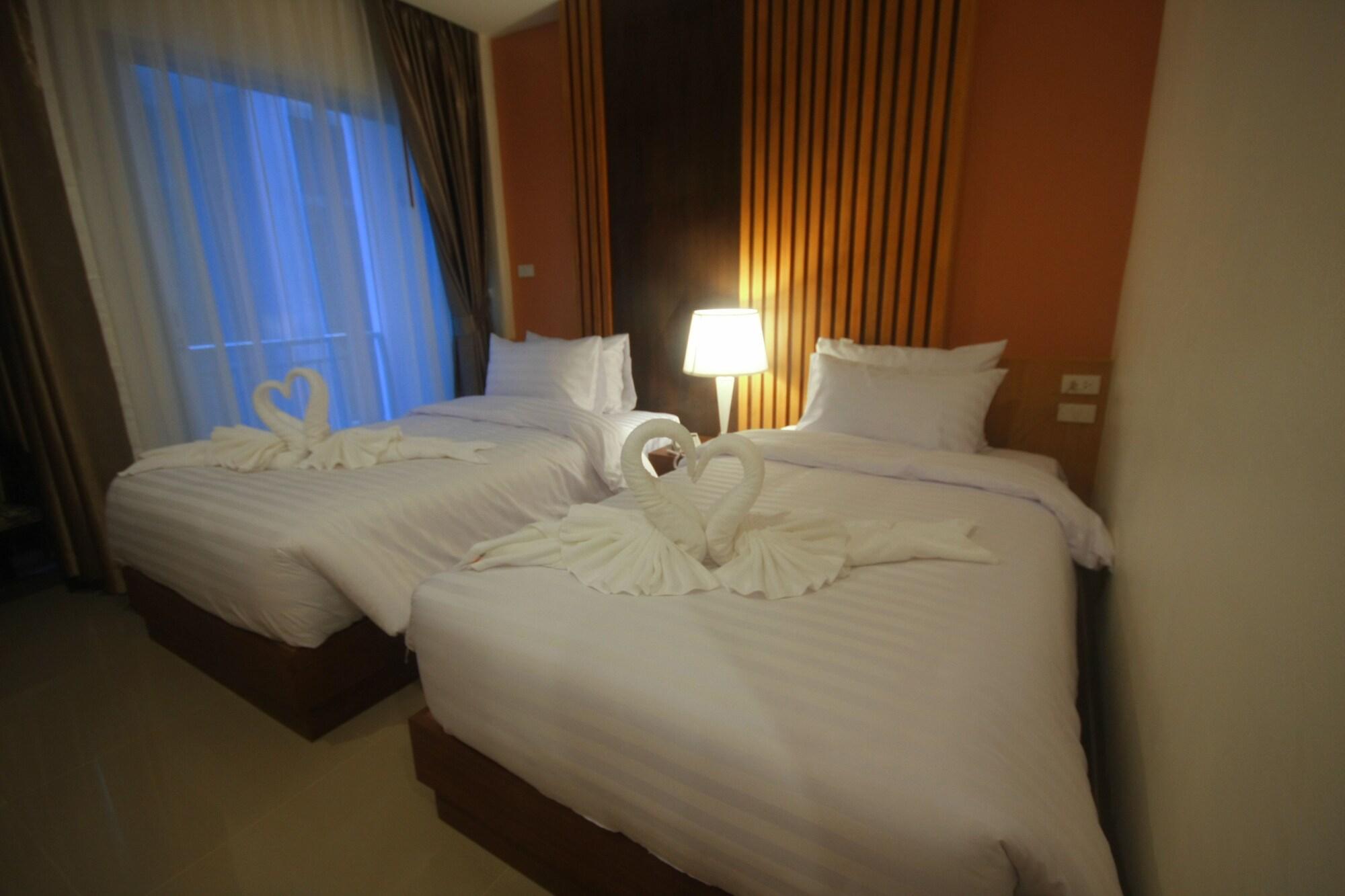 บรีซโซเทล  Hotel Patong ภายนอก รูปภาพ