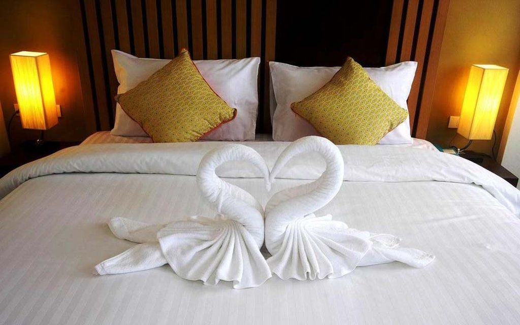 บรีซโซเทล  Hotel Patong ภายนอก รูปภาพ